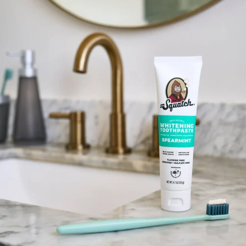 Alternative view of Spearmint Whitening Toothpaste